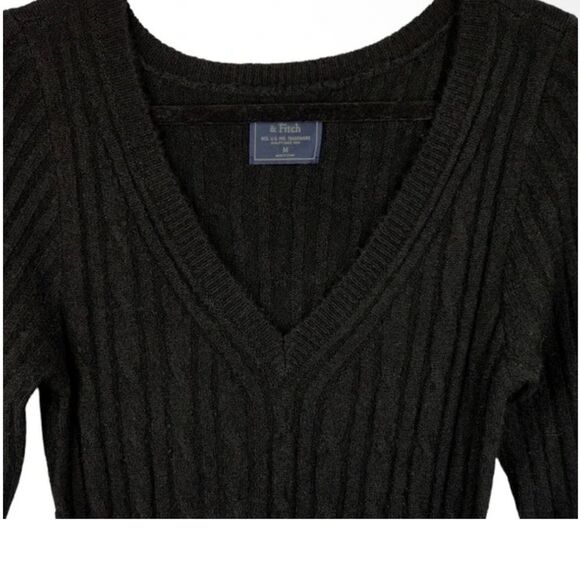 Abercrombie & Fitch   BLACK CABLE TIGHT KNIT SWEATER DRESS SLIT  BELT  NWT XS - Picture 1 of 8